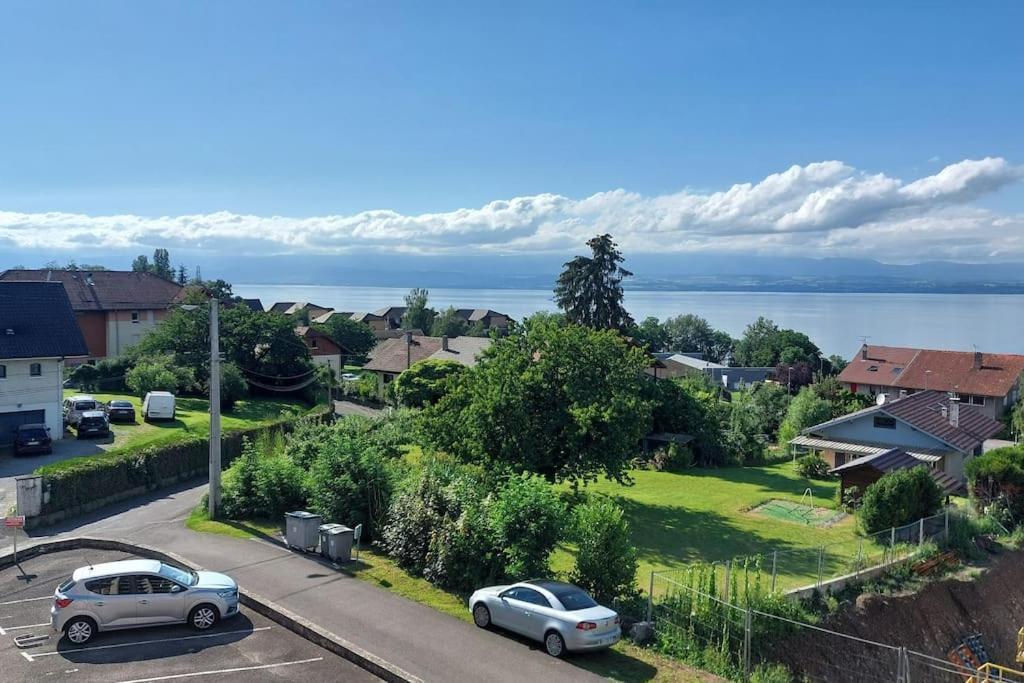 אוויאן-לה-באן Appart Cosy Avec Vue Sur Le Lac Leman מראה חיצוני תמונה